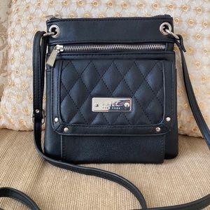 Nicole Miller Black and Silver purse, very good condition